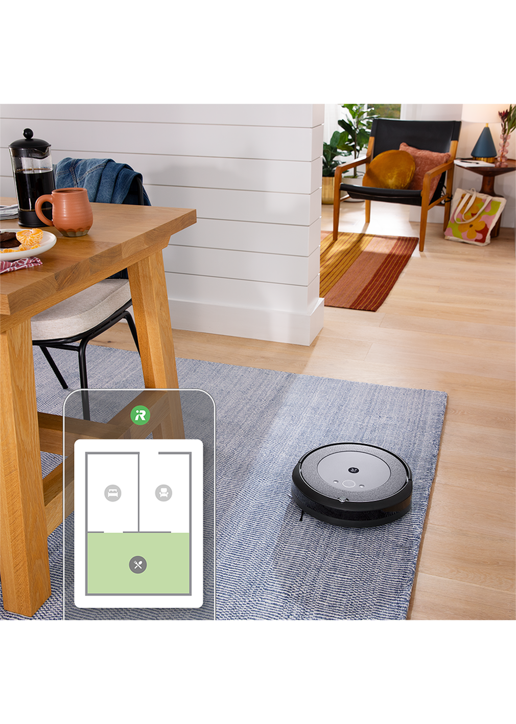 Aspirador Robô iRobot Roomba i5+ Clean Base Cinza